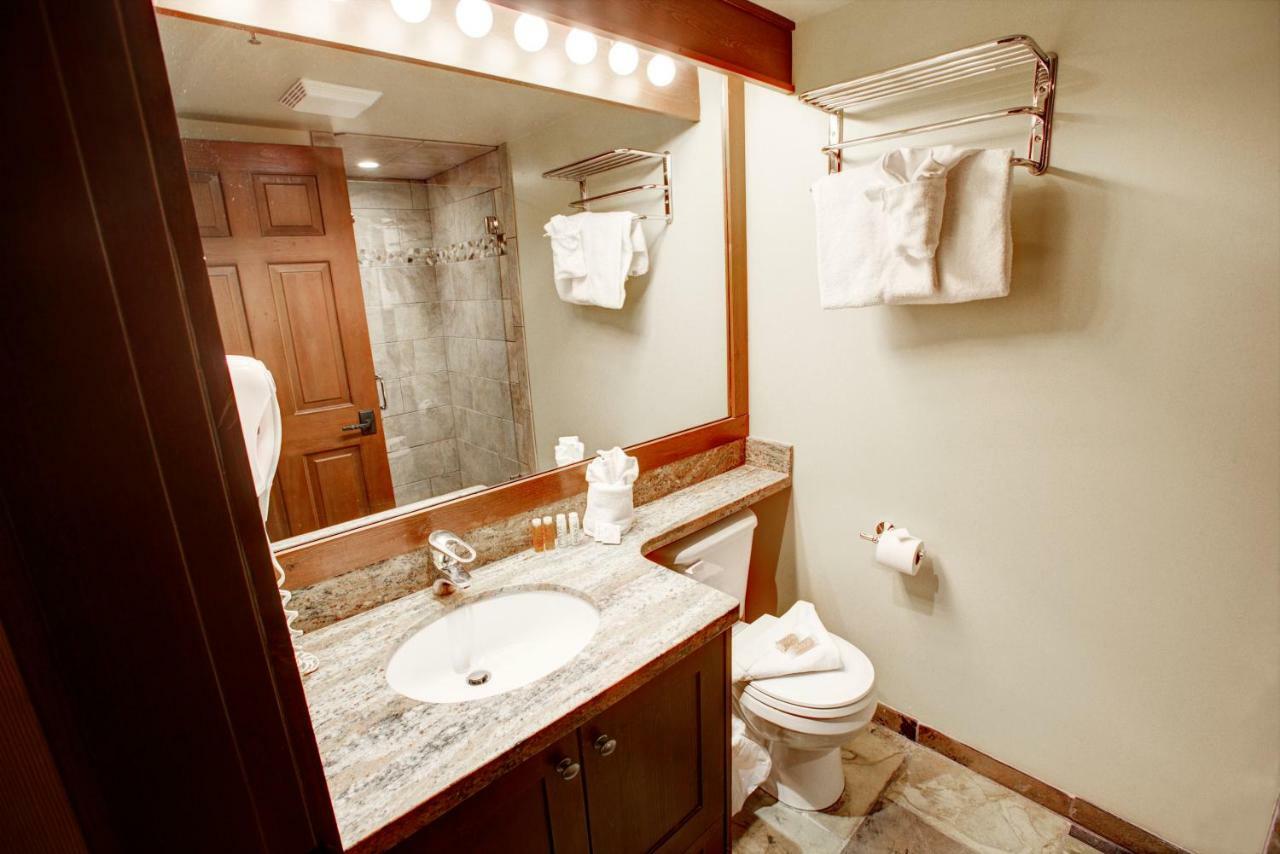 Greystone Lodge Whistler Dış mekan fotoğraf